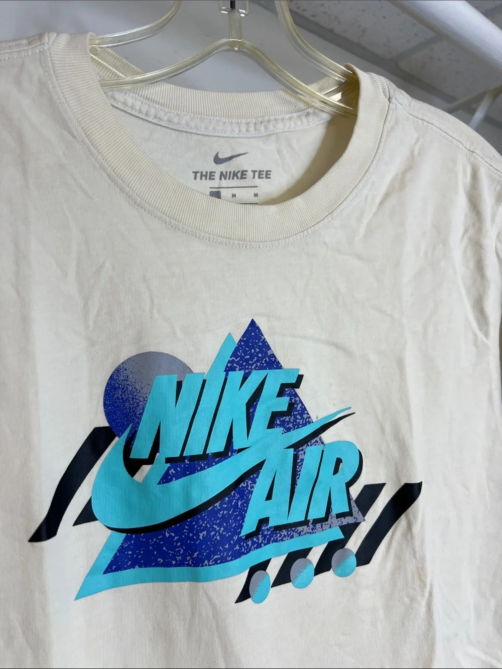 Nike‎ Men's Cream Tee with Blue Graphic Logo- M